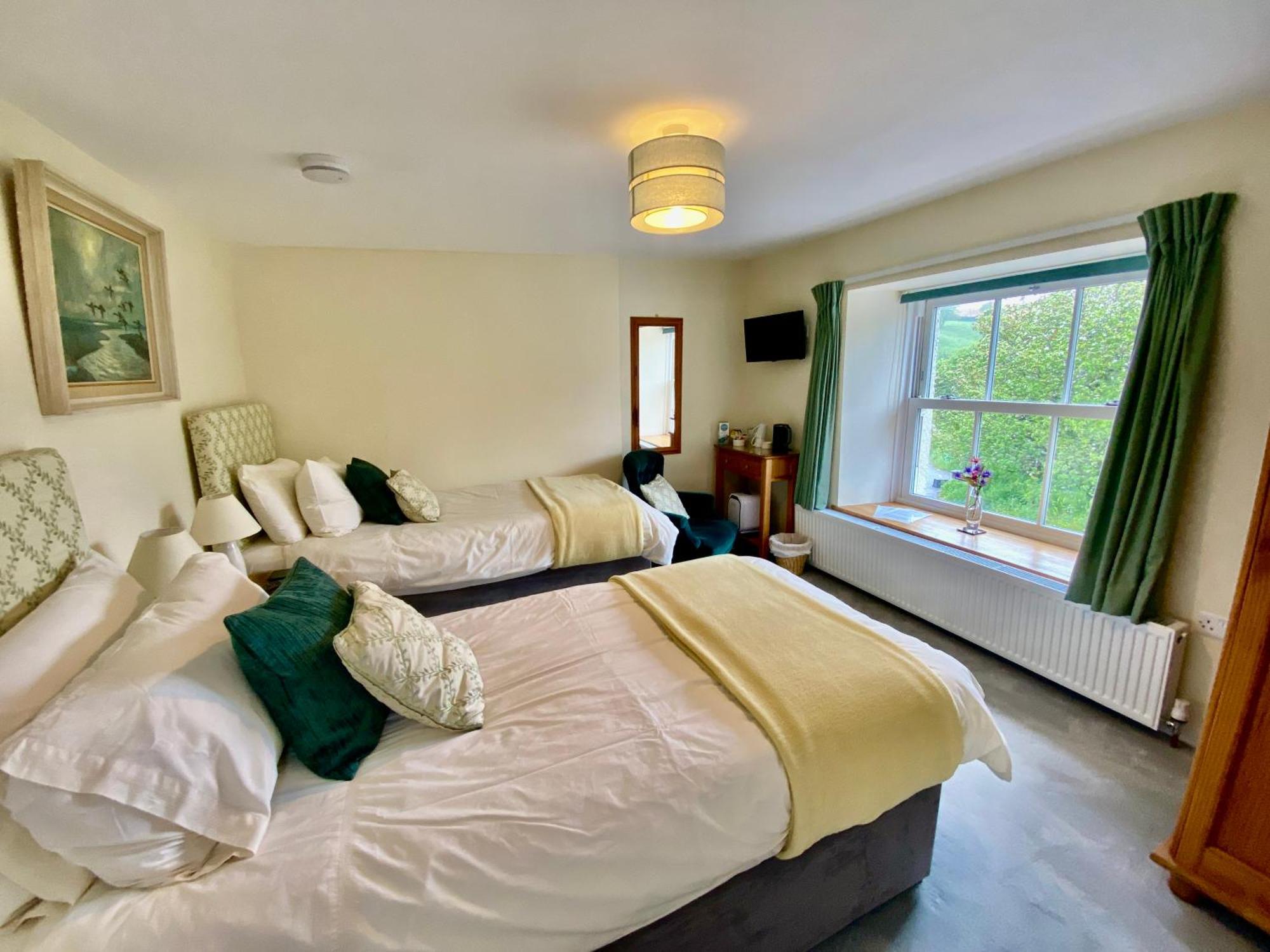 Lynwood House Bed & Breakfast Tregoney